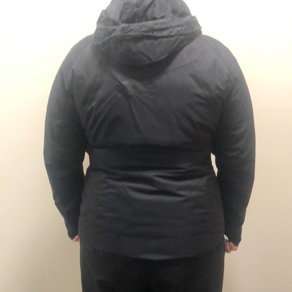 Women’s Columbia Ski Jacket - Picture 7 of 15